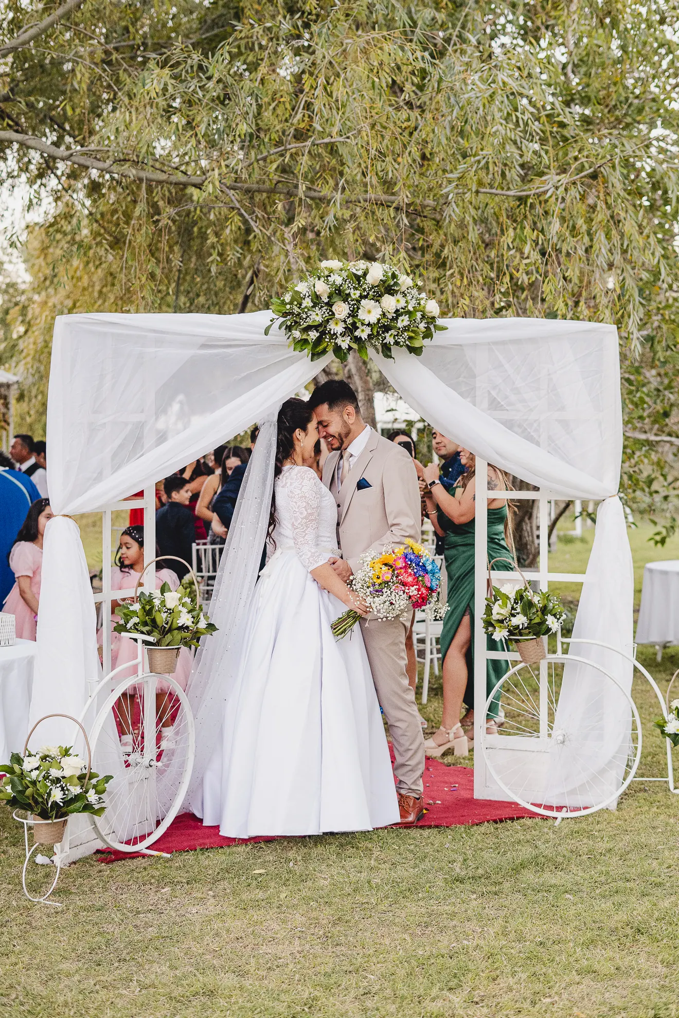 Ceremonia en los jardines de Doña Ester